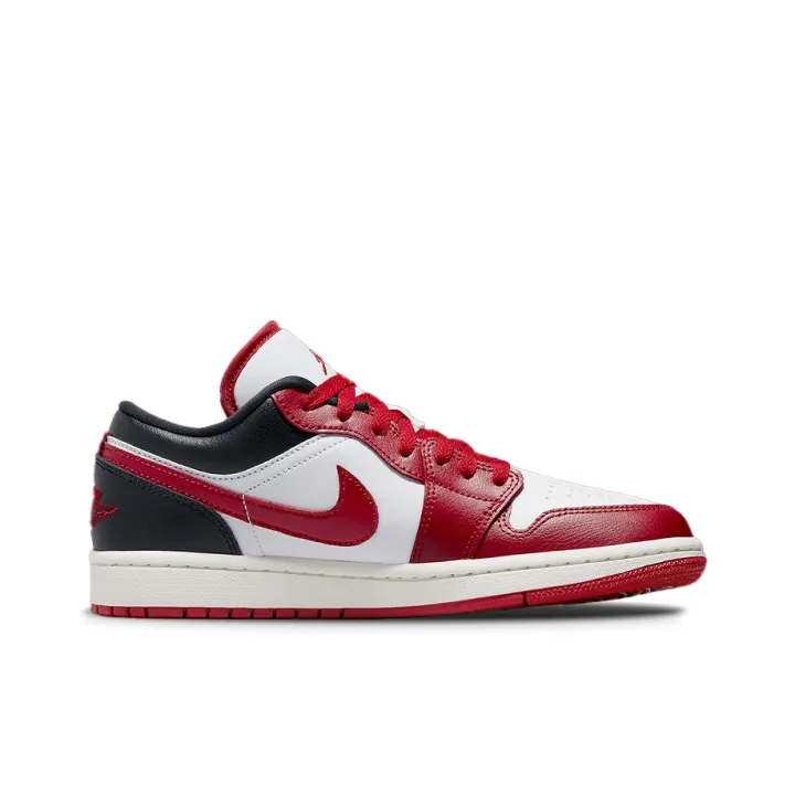 Кроссовки Air Jordan 1 — изображение 3