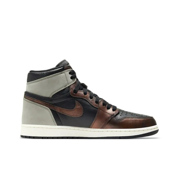 Кроссовки Air Jordan 1 — изображение 3