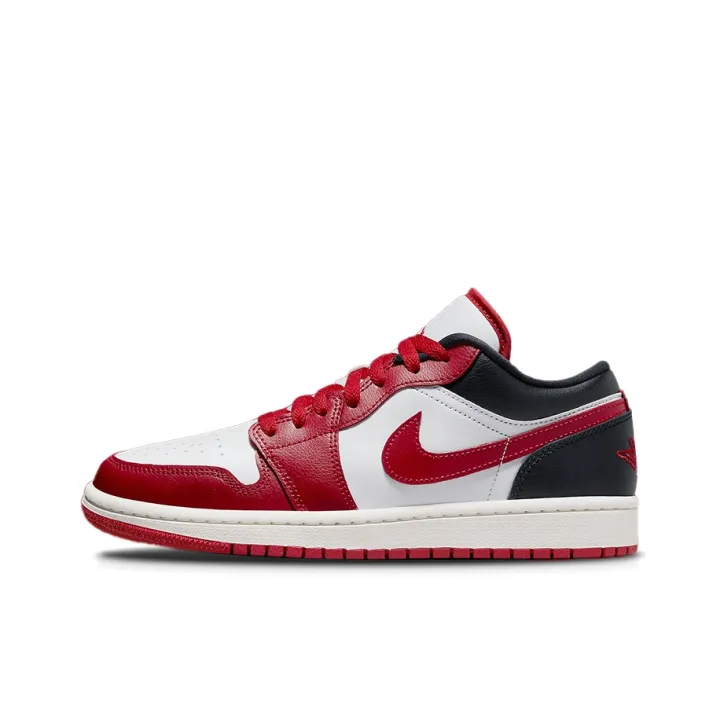 Кроссовки Air Jordan 1