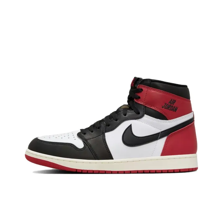 Кроссовки Air Jordan 1